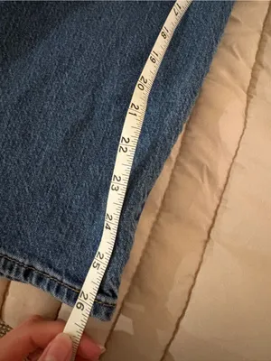 Levi's Women’s Blue Ribcage Straight Ankle Jeans thumbnail 4