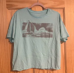 American Eagle Cropped T-Shirt thumbnail 1