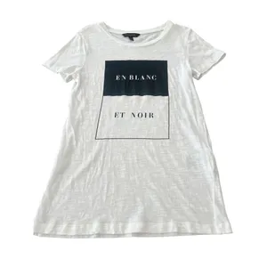 Banana Republic logo Black and Noir CREW-NECK T-SHIRT size XS thumbnail 2