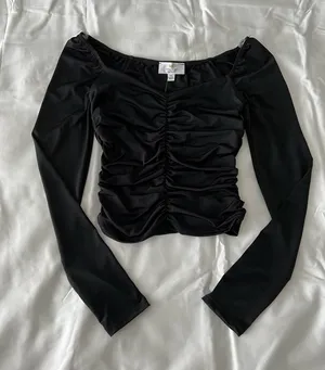Black Long Sleeve Cinch Detail Crop Top thumbnail 1