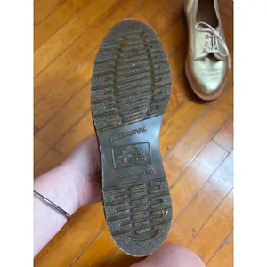 Dr. Martens Gold Leaf 3-Eyelet Oxford Shoes Made in England US 9L UK 7 thumbnail 6