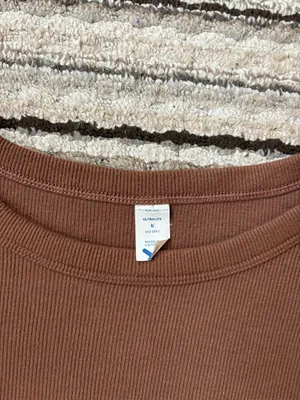 Old navy brown active shirt thumbnail 3