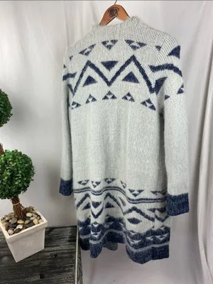 ANA Gray & Blue Print Fuzzy Fluffy Comfy Long Sleeve Open Front Cardigan M NEW thumbnail 3