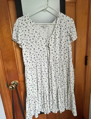 Outfitters Floral Dress thumbnail 1