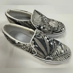 Nike Women's Slip-On Sneakers in Black, White and Gray Tropical Print thumbnail 6