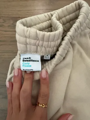 Aritzia Sweats thumbnail 2