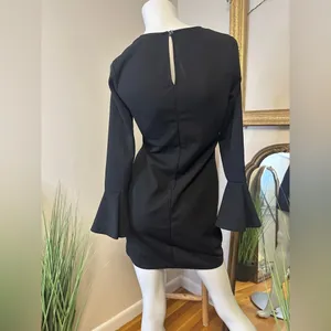 Blush Boutique Black Mini Bell Sleeve Dress Medium thumbnail 5