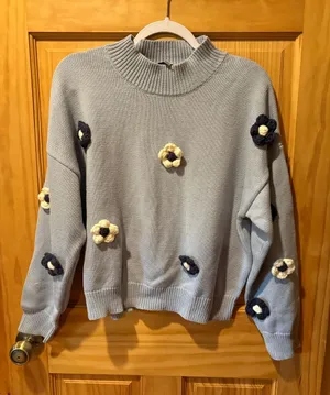 Gilli 3D Crochet Flower Applique Mock Neck Sweater blue white Wmns S thumbnail 1