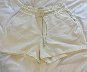 ZARA Shorts thumbnail 1