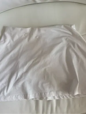 Classic White Women’s Skirt - Simple A-Line Style thumbnail 3