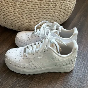 2018 Wmns Air Force 1 Low 'Star-Studded' thumbnail 3