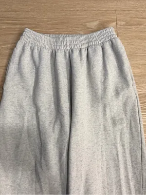 VS PINK Heathered Gray Sweatpants thumbnail 2