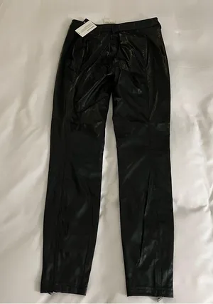 GUESS Women's Soto Pu Black Faux Leather Skinny Pants Size 0 NWT thumbnail 7
