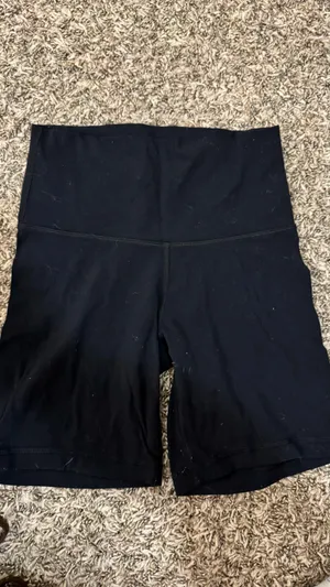 Aritzia TnaBUTTER Atmosphere Hi-rise Biker shorts thumbnail 5