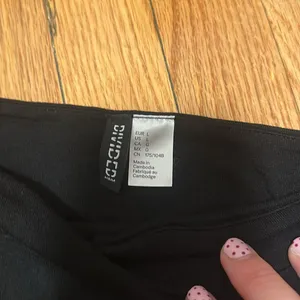 H&M Divided Twist-Detail One-Shoulder Top in black thumbnail 5