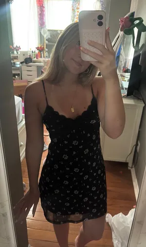 Floral Summer Forever 21 Dress Black thumbnail 1