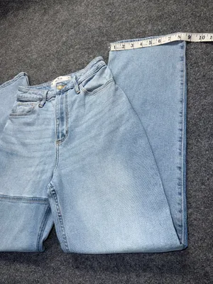 Hollister Curvy High-Rise Light Wash Patchwork Wide Leg Dad Jeans thumbnail 4
