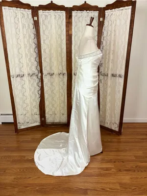 Beautiful David’s Bridal Satin Sheath Wedding Gown thumbnail 6