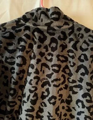PINK Victoria's Secret Gray Leopard Print Fleece Jacket thumbnail 4