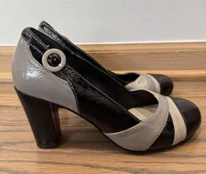 Vintage Mudd Maryanne Black Grey Buckle‎ Pin Up Retro Goth Womens Pump Heels 6.5 thumbnail 1