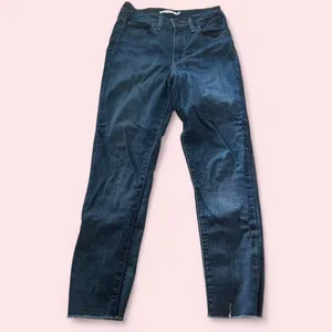 Levi's High waisted skinny jeans thumbnail 3