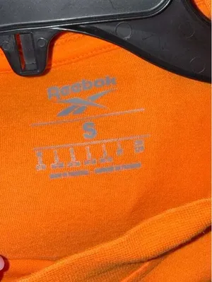 Reebok Women's MYT Crop Graphic 95 T-shirt Orange sz Small Retro Streetwear thumbnail 5