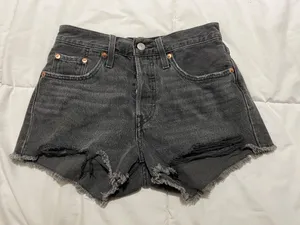 Levi’s 501 Shorts thumbnail 1