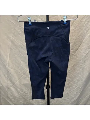 lululemon athletica Navy Patterned Cropped High-Rise Capris thumbnail 3