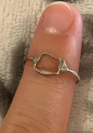 ring band sterling silver 925 beautiful unique size 4 thumbnail 1