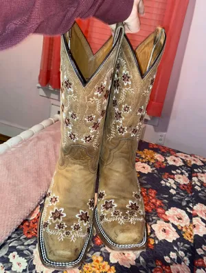 CircleG Leather Pointed Toe Cowgirl Boots thumbnail 3