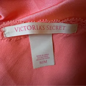 Victoria’s Secret Slip Dress Lingerie Medium Hot Pink Nightie Satin Lace Barbie thumbnail 7