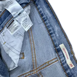 Levi’s Wedgie Straight Distressed Denim Jeans Women’s Size 29x28 thumbnail 2