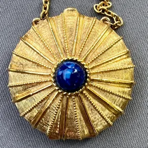 Estee Lauder Gold Tone Solid Perfume Compact Pendant Locket Necklace 70's thumbnail 3