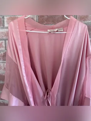 Victoria’s Secret Gold Label Satin Robe One Size Pink Vintage Coquette Feminine thumbnail 3