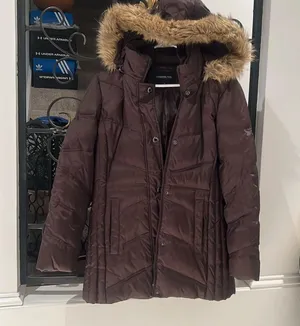 puffer hooded jacket size Medium Read Notes thumbnail 2