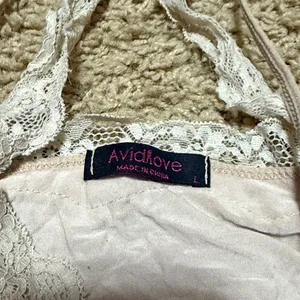 Elegant Cream Lace Trim Nightgown thumbnail 4