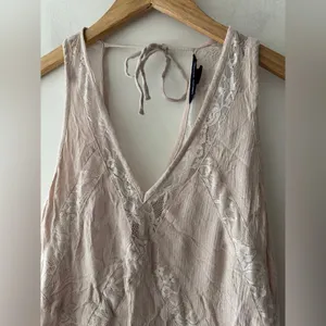 American Eagle‎ Pink Cream Floral Lace Babydoll Top thumbnail 2