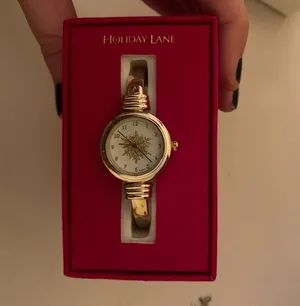 Macy's Gold holiday watch thumbnail 4