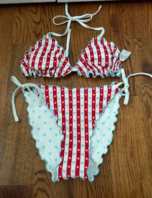 wild fable Red & White Stripe Star Reversable Two-Piece Bikini Size Medium New thumbnail 1