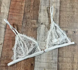 Out From Under Ivory Eyelash Lace Triangle Bralette Adjustable Boho Lingerie L thumbnail 1