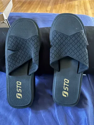 Women’s Black Crisscross Slide Sandals – Easy Slip-On Comfort thumbnail 8