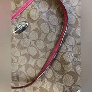 Coach Signature Logo All Over Pattern Crossbody Leather Beige Pink thumbnail 6