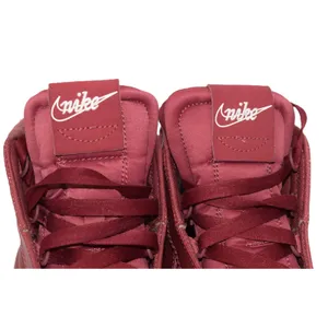 Nike Blazer Mid Rebel Women 7.5 Burgundy Wine Good High Top Zip BQ4022-602‎ thumbnail 6