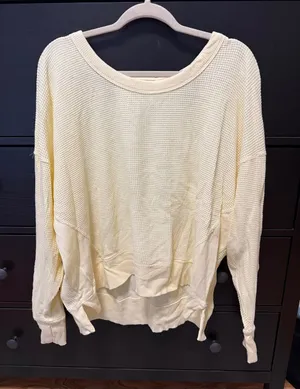 Aerie pale yellow thermal thumbnail 1