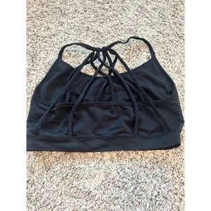 Fabletics Womens Black Strappy Cage Back Sports‎ Bra BA1513296-0001-17040 Medium thumbnail 2