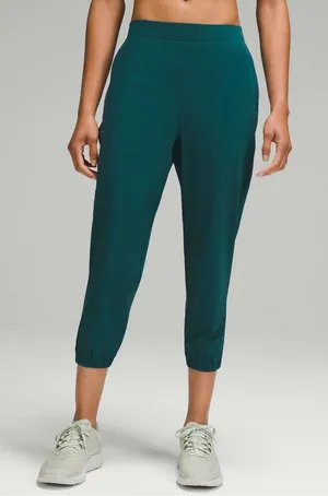 Lululemon Adapted‎ State High Rise Cropped Jogger 23 Size 4 Green NWT thumbnail 1