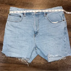 Abercrombie & Fitch The 90’s Relaxed Jean High Rise Jean Shorts Size 32/14/XL thumbnail 7