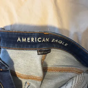 American Eagle Outfitters Women's Dark Blue Skinny Jeans thumbnail 2