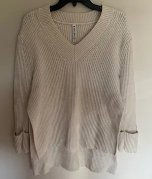 Athleta Ribbed V-Neck Sweater Cream Oatmeal High Low‎ Side Slit Size Small thumbnail 1