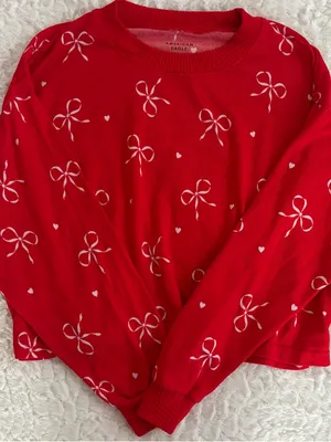 American Eagle Red Bow-Print Cozy Crewneck thumbnail 1